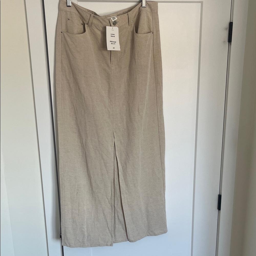 NWT Beige linen-blend Skirt with Front Slit